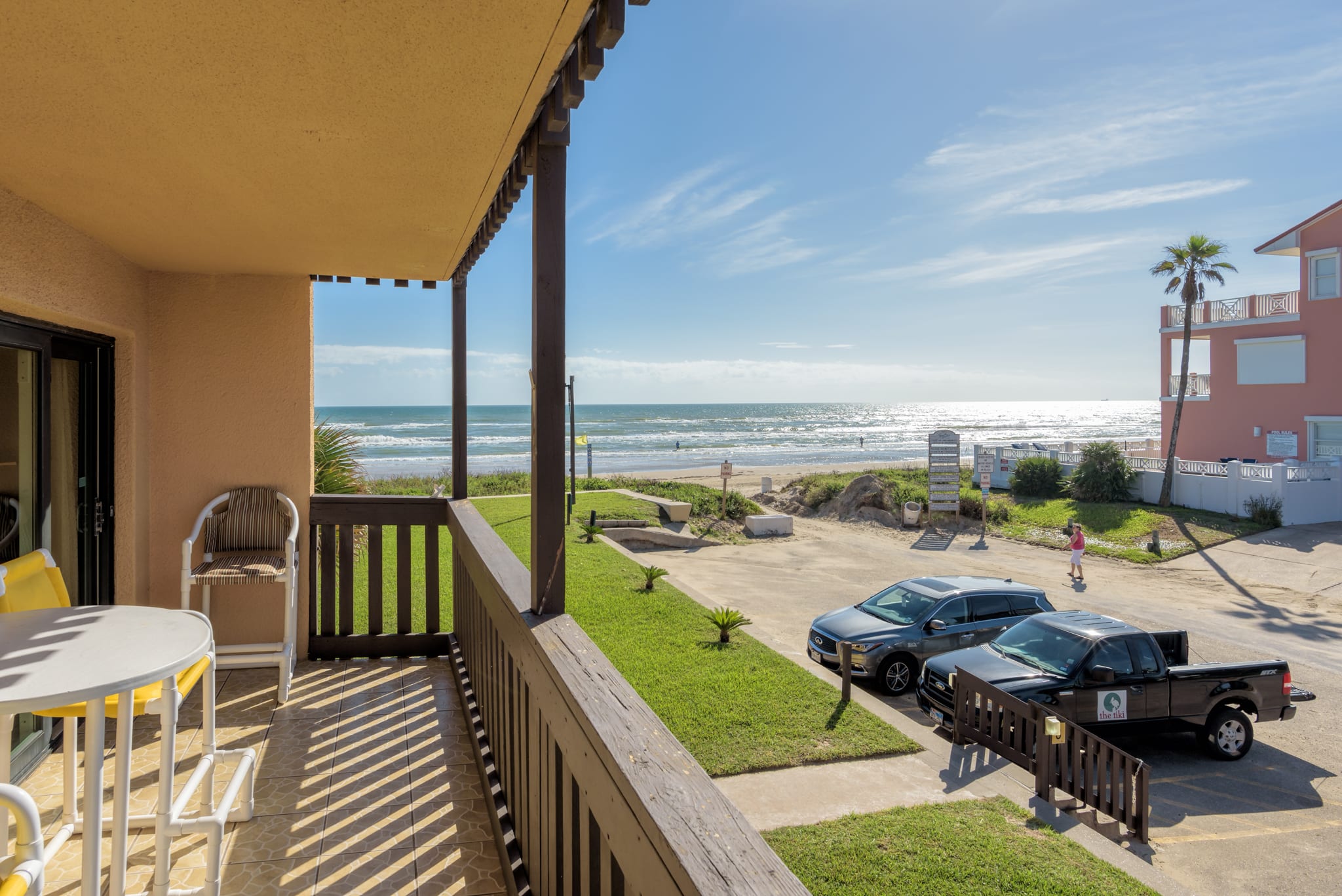 The Tiki Vacation Condo Rentals Close to Beach One Bedroom 236