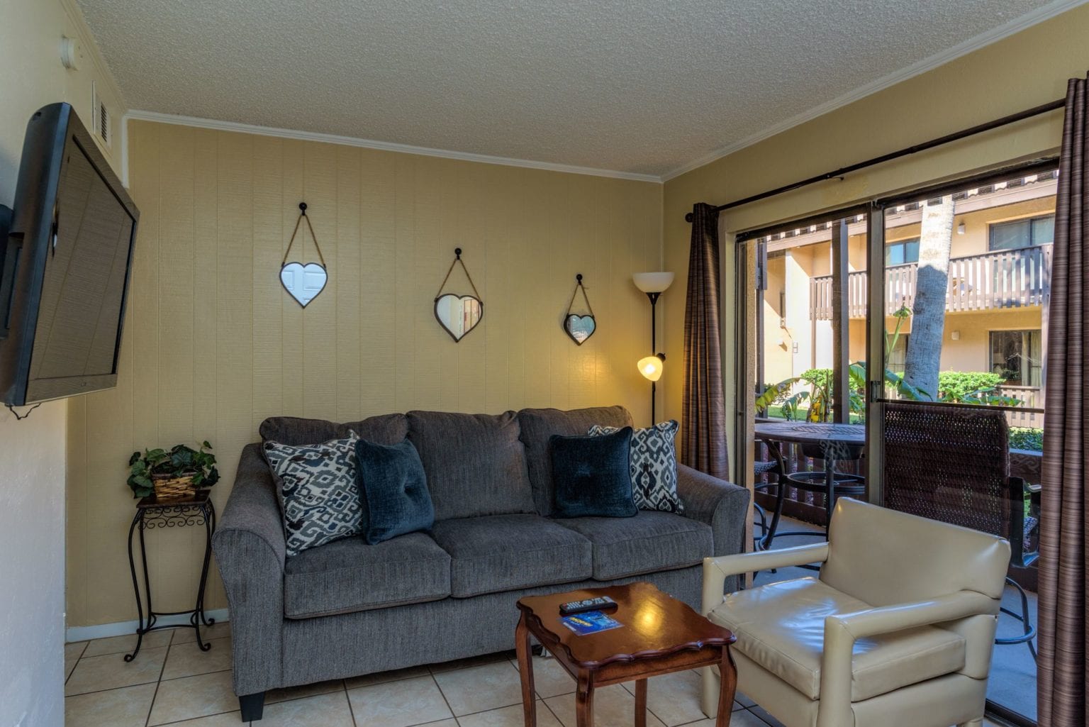 South Padre Island Condo Rentals The Tiki Vacation Condo Rentals